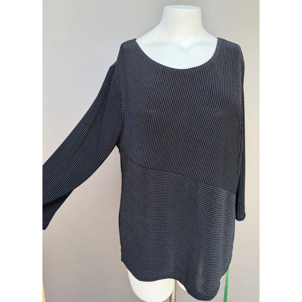 Chicos Travelers Lurex Stripe Top 2 Large Black Silver Metallic 3/4 Sleeve NEW - Picture 3 of 13